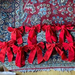Red Velvet Holiday Bows — Set of 8